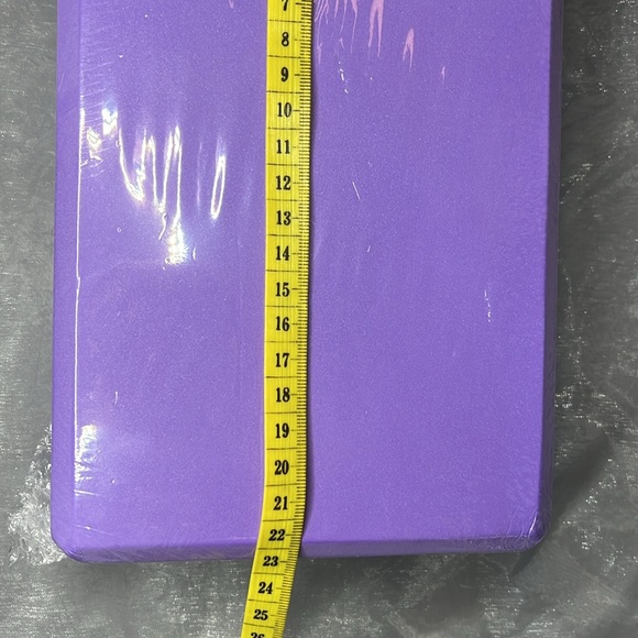 Yoga Bundle: GoZone Yoga socks, vavavoom yoga book.. - Picture 11 of 11